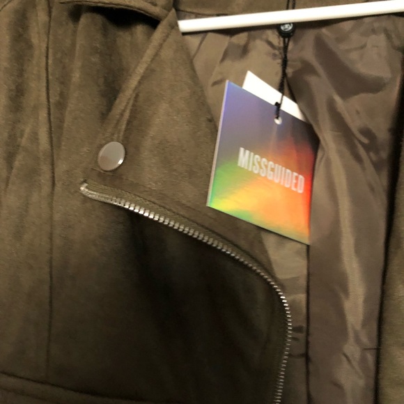 Missguided olive green faux suede jkt - Picture 3 of 5